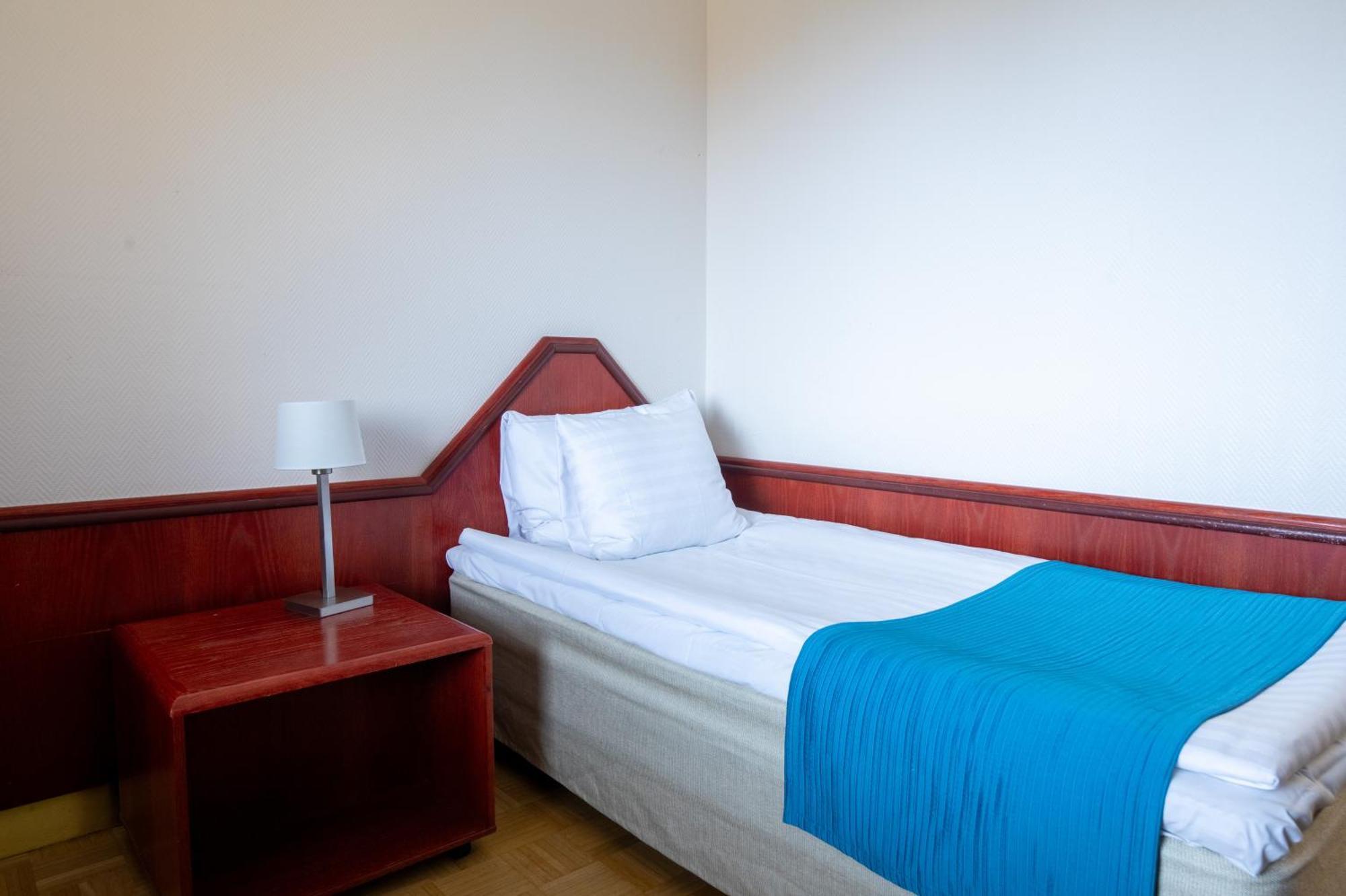 Hotel Oscar วาร์เคาส์ ห้อง รูปภาพ