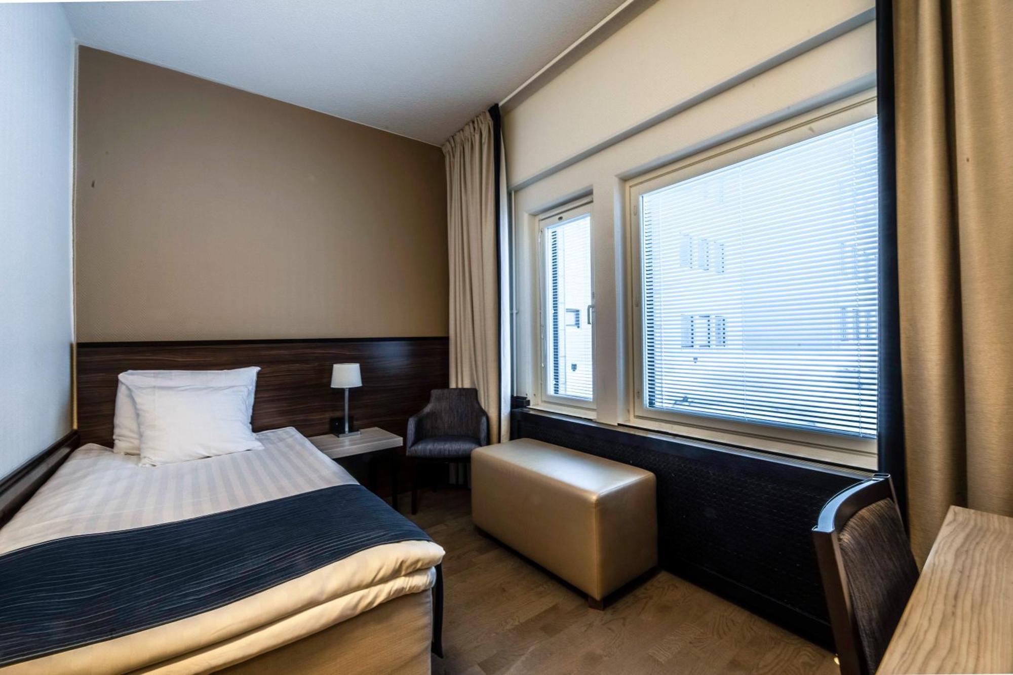 Hotel Oscar วาร์เคาส์ ห้อง รูปภาพ